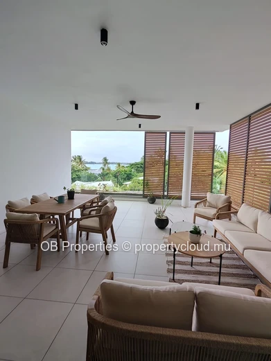 Exceptional 3-Bedroom Apartment with Sea View