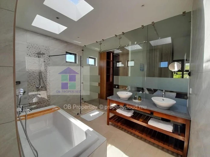 Villa luxueuse de 4 chambres