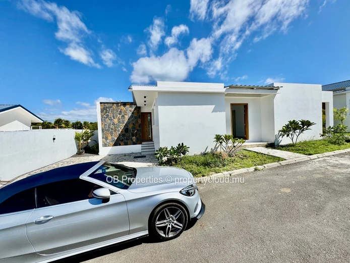 Stunning 3-Bedroom Villa