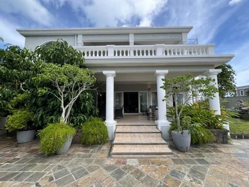 4 Bedroom Villa