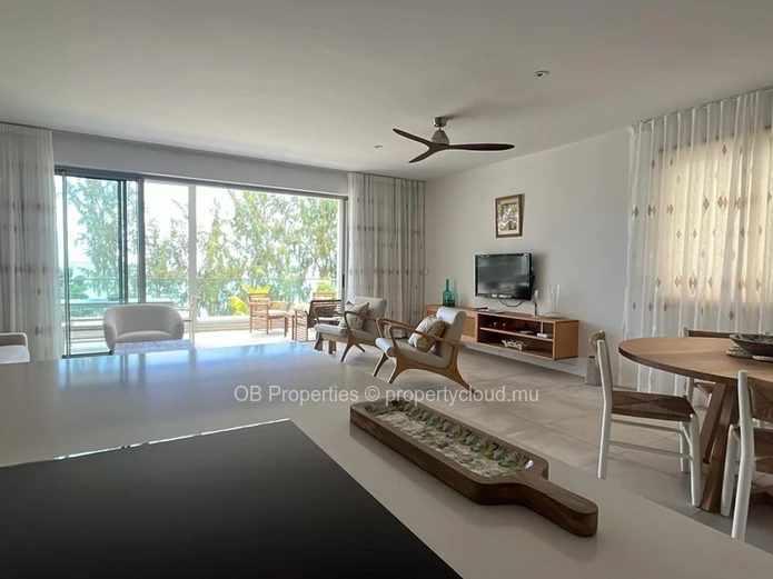 Luxurious beach front apartment