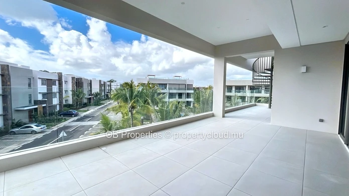 Luxurious 4 bedroom Penthouse 