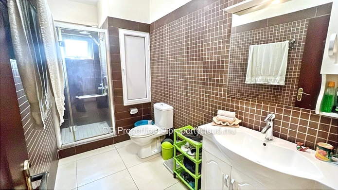 Elegant 3 Bedroom apt 