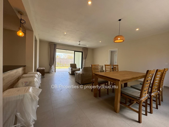 Spacious 3 bedroom Apt 
