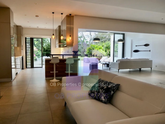 Stunning 4 Bedroom Villa 