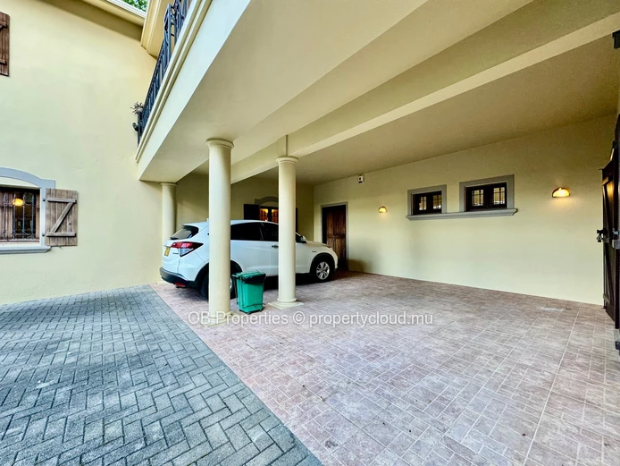 Exceptional Property in Floréal