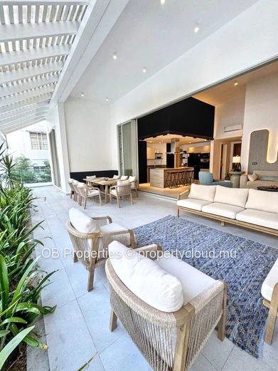 Appartement de luxe en bord de mer