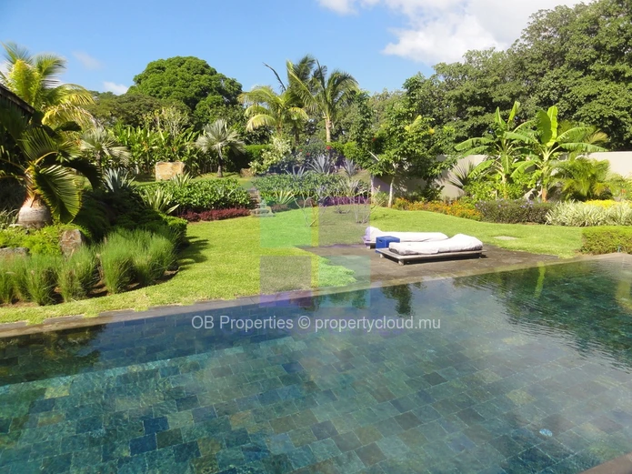 Stunning 4 Bedroom Villa 