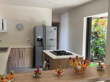 4 Bedroom Villa
