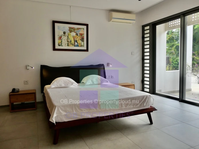 Stunning 4 Bedroom Villa 