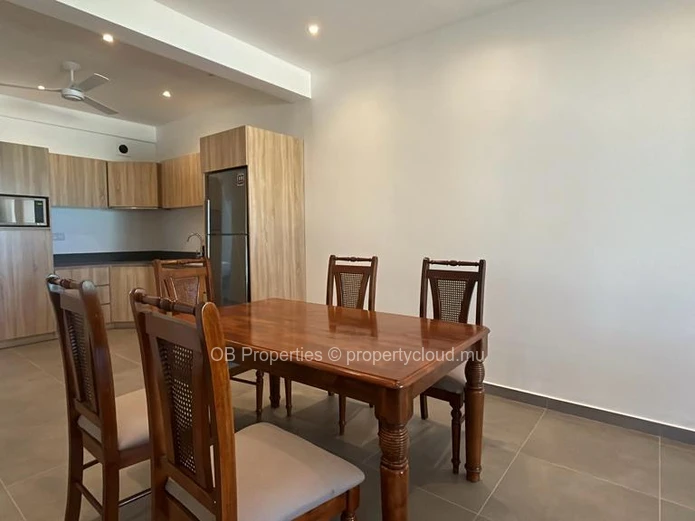 Superb 3 bedroom beach front apt