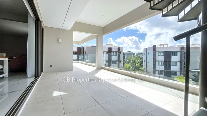 Luxurious 4 bedroom Penthouse 