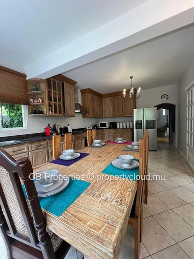 Stunning 4 bedroom Villa