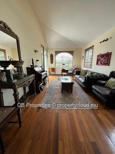 Stunning 4 bedroom Villa