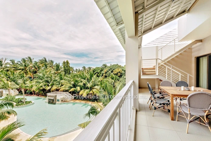 Exceptional Penthouse in Pereybere