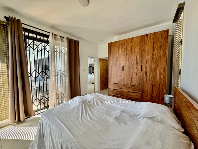 Stunning 3-Bedroom Villa