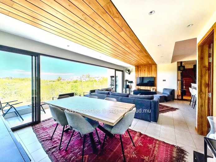 Spacious 3 bedroom apt 