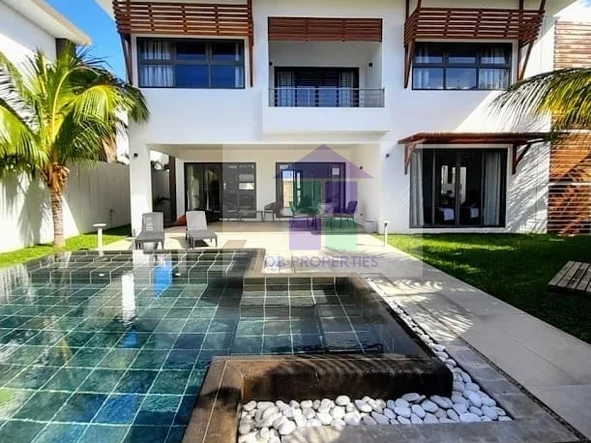 4 Bedroom Villa