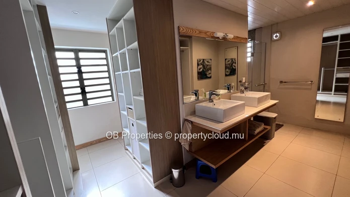 Charming and Spacious 4 bedroom house 