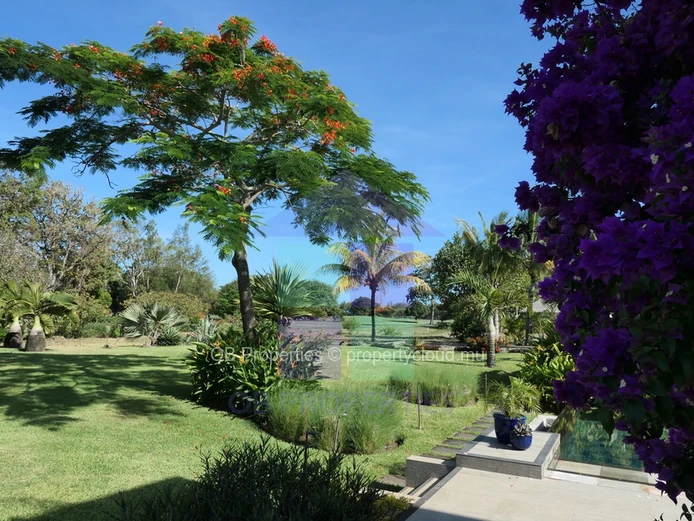 Stunning 4 Bedroom Villa 