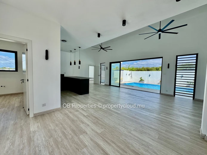 Stunning 3-Bedroom Villa
