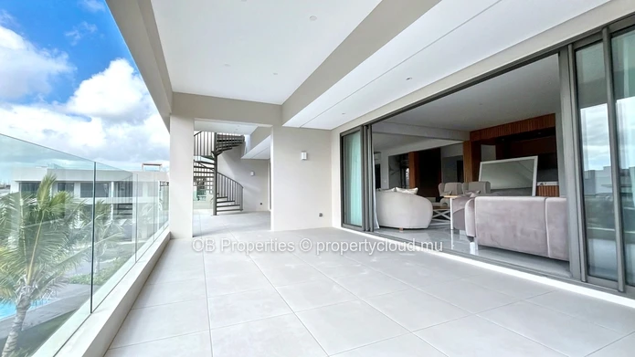 Luxurious 4 bedroom Penthouse 