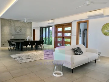 4 Bedroom Villa